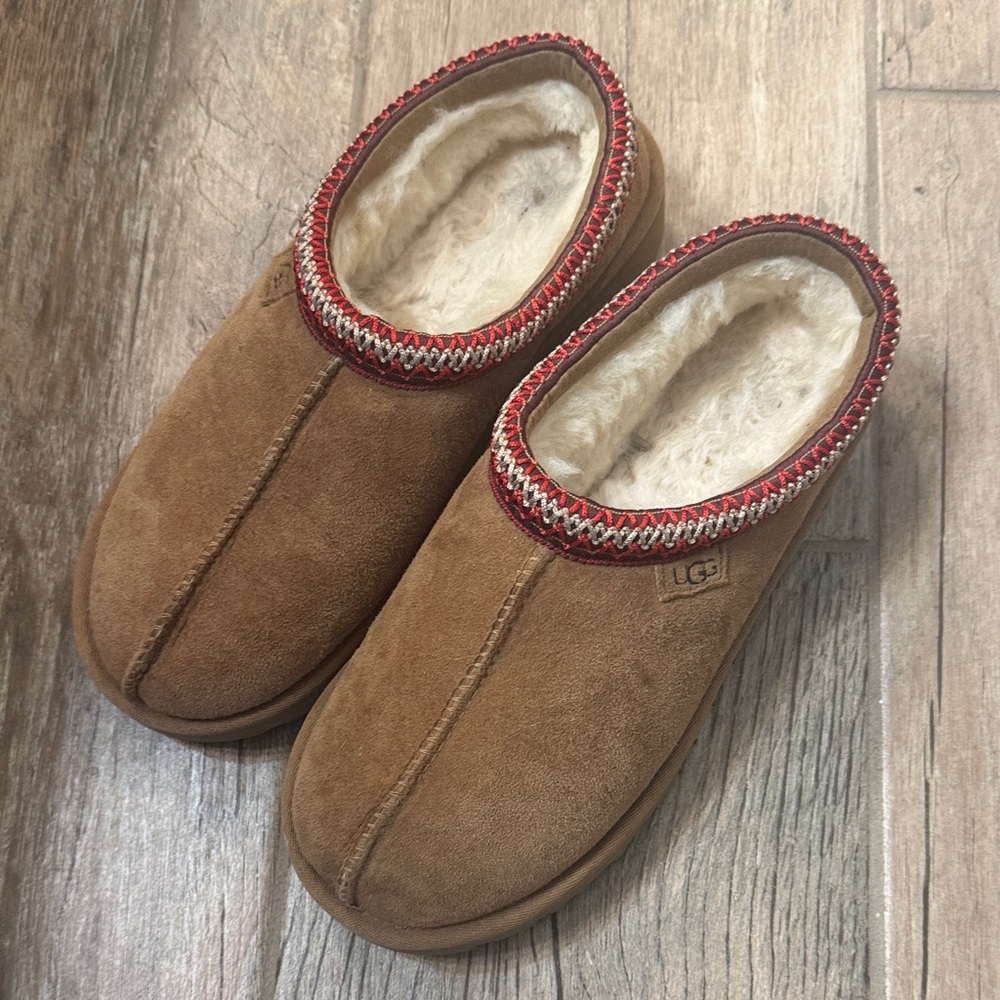 UGG Brown Suede Slippers with Red Accent